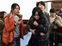 合肥少女毁容案二审开庭 被害人周岩现身