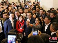 李克强在上海自贸试验区考察