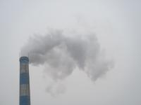 郑州再现严重雾霾天气 能见度不足500米
