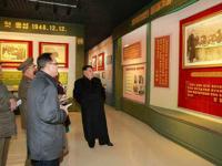 金正恩视察革命遗址 称拥有氢弹