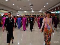 山东聊城大妈穿旗袍培训 备战电视剧海选