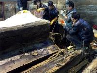 南昌西汉墓主棺椁板开拆 “海昏侯”遗骨或现身