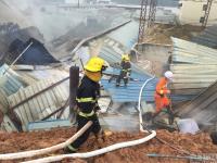深圳一工业园山体滑坡 多栋建筑被吞没