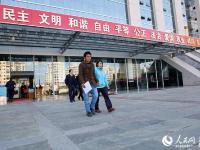组图：云南少女坐冤狱13年获释 母亲已病逝