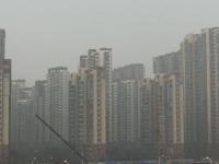 各地网友晒家乡雾霾实景 超六成城市陷污染