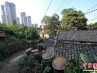 南宁百年古老制陶村被高楼包围