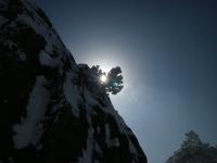 40厘米积雪遇日出云海 黄山雪景美煞游人