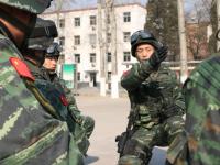 武警参加反恐演练确保两会安全