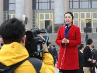 全国政协开幕 国内外媒体聚焦两会