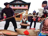 广西龙胜侗族民众欢度“祭萨节”
