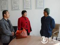 边防民警爱心助精神失常男子踏上回家路