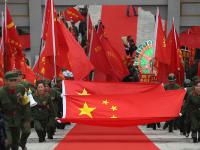 数千名老兵赴广西祭奠对越自卫反击战烈士