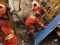 广东东莞一工地坍塌已致12人死亡 2人失联