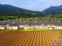 重返芦山震灾区 一座座新村拔地而起