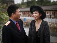 湖北：铁路职工“迟来的婚纱照”