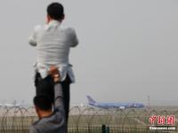东航首架迪士尼主题彩绘飞机抵达北京