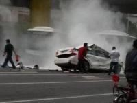 女司机误把油门当刹车 猛撞2辆公交后身亡