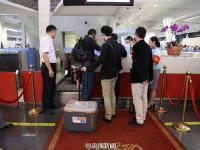 全国首例通过绿色通道转运的人体器官顺利登机