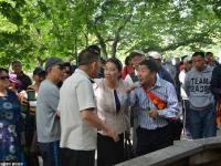 山东青岛吹口琴大妈与太极拳大爷冲突 惊动民警
