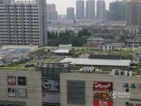 合肥一商场楼顶现“天空农场” 市民可购菜地