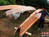探访民间龙舟工匠 做出的龙舟两万元一艘