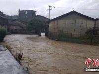 连续暴雨致水淹福建千年古村落