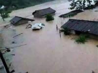 中国南方遭暴雨袭击 多地出现洪涝