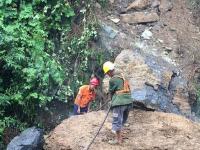 中国南方遭暴雨袭击 多地出现洪涝