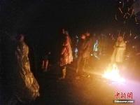 四川美姑县暴雨山体滑坡 5人失踪