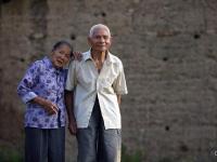 携手走过96年 夫妻双双过百岁