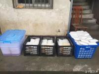 南京战士救灾无暇饮水 抬头喝雨水