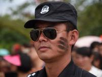 云南普者黑花脸节开幕 抹花脸火爆上演