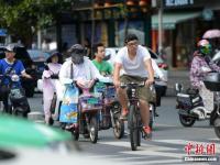 福州发布高温橙色预警 最高温达38℃