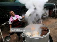 全世界最长寿女性119岁了 曾顿顿离不开回锅肉