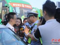 深圳开出首张“冲绿灯”罚单 一次300元