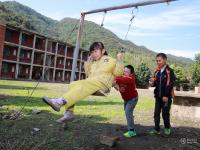 湖北“麻雀小学” 只有2个老师和3个学生