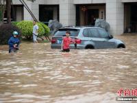 台风“莎莉嘉”来袭 海南琼海市区内涝严重