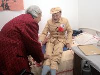 81岁的她成了新娘 等来了这场迟到66年的婚礼