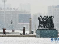 组图：冬天悄悄来临，各地陆续迎来降雪