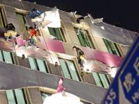 上海“蛋糕楼”装饰被连夜拆除