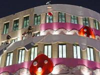 上海“蛋糕楼”装饰被连夜拆除