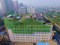 西安一楼顶现仿古建筑 远看像座庙
