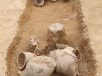 四川发现先秦聚落遗址 400平米埋96个墓葬