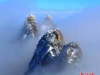  老君山现雪后云海奇观 琼楼玉宇美不胜收