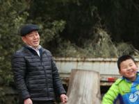 2个老师7个娃 他们在此坚守了32年