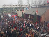 10万人逛长安王曲城隍庙会现场
