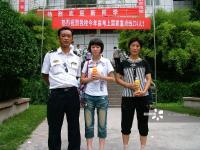 他为三峡学生护航14年 资助贫困生上学