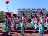 沈阳一小学举行运动会 
