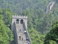 南昌一景区现2公里山寨“长城” 叫板八达岭