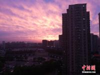  红透半边天！北京大雨过后现醉人晚霞